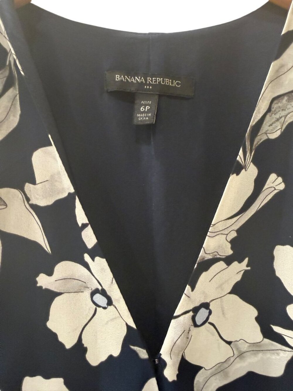 Banana Republic Petite Navy Floral Wrap Maxi Dress with Tie Waist, Size 6P - Picture 5 of 5